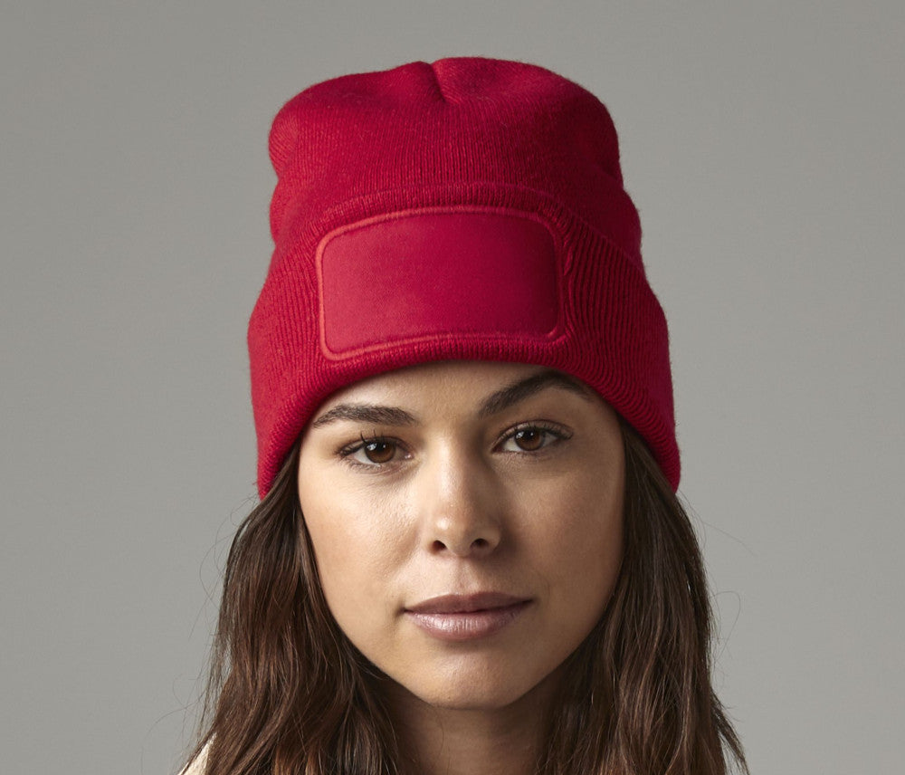 Patch Beanie besticken lassen mit Firmenlogo – Beechfield BF445